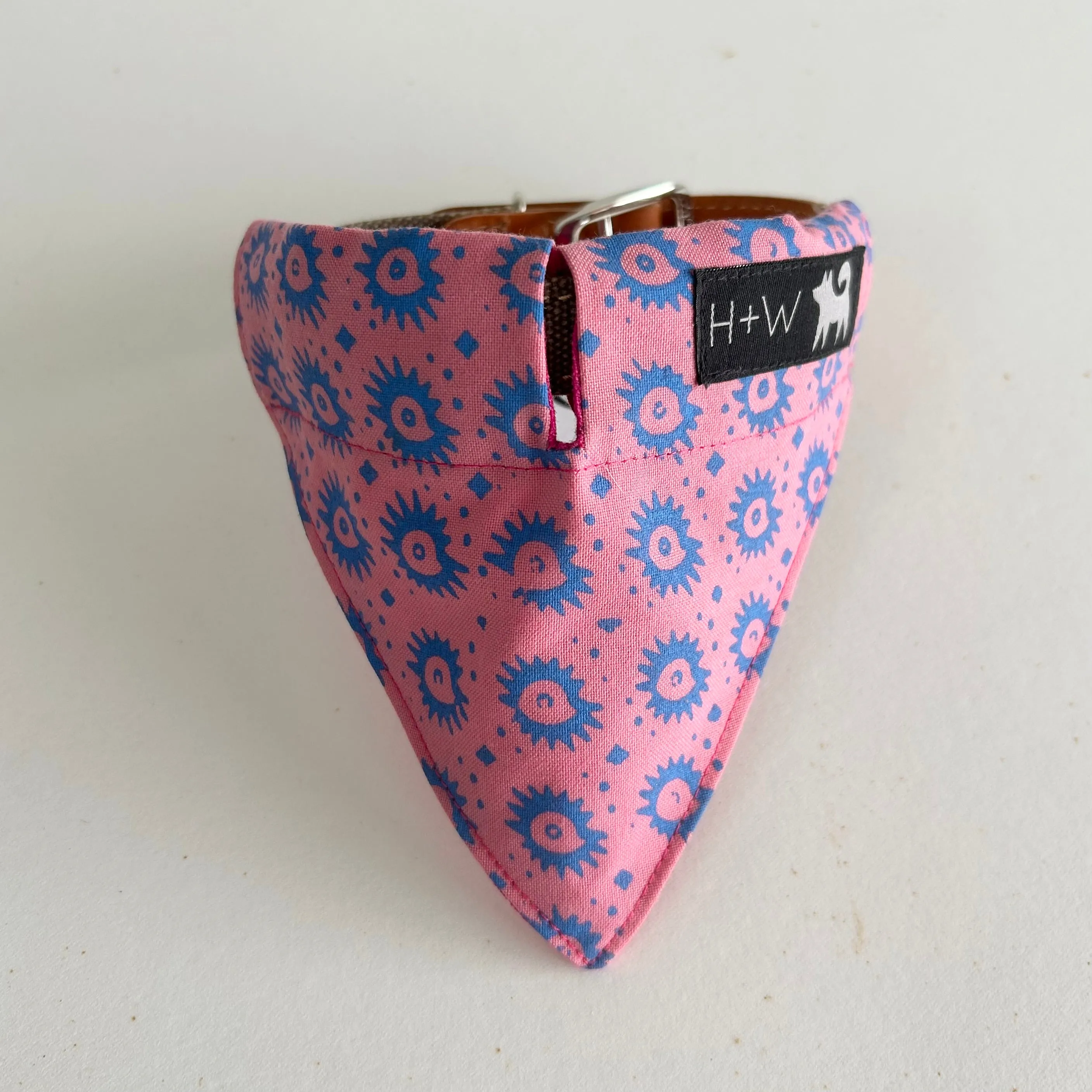 Hiro Wolf Dog Bandana: Nebula