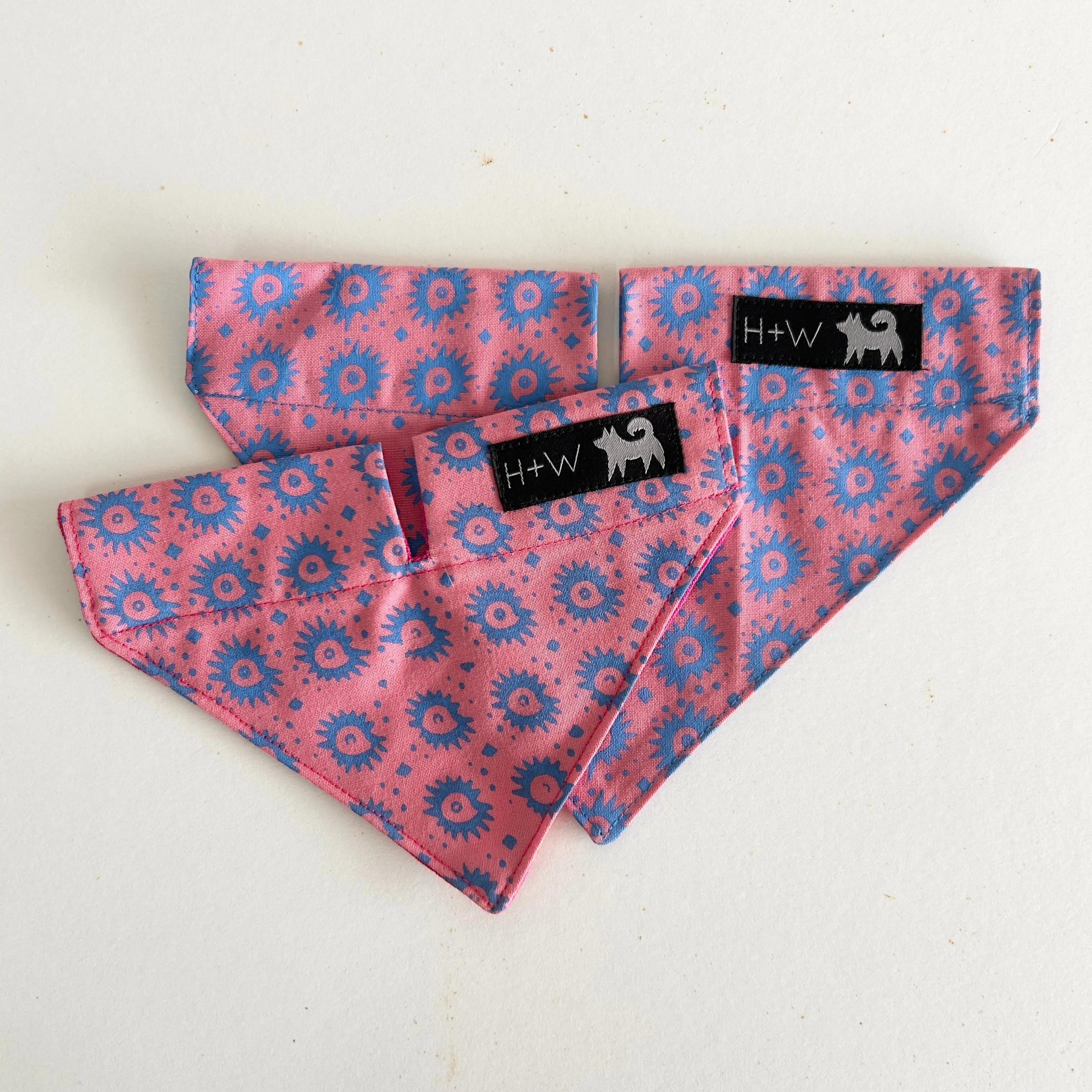 Hiro Wolf Dog Bandana: Nebula