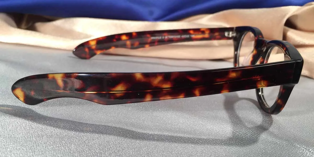 Profiles: The CEO – Classic Black Rounded Rectangular Frames